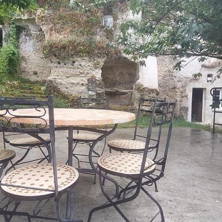 Troglo Entre Caves Et Chateaux Montlouis-sur-Loire Exteriör bild