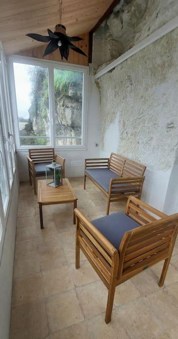 Troglo Entre Caves Et Chateaux Montlouis-sur-Loire Exteriör bild