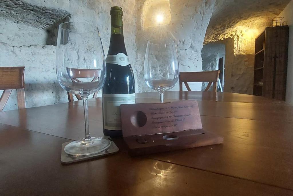 Troglo Entre Caves Et Chateaux Montlouis-sur-Loire Exteriör bild